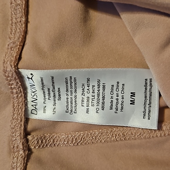 Danskin size medium leggings - Picture 3 of 3